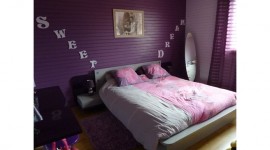 ambiance chambre gris et violet