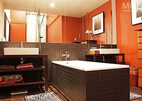 décoration salle de bain orange
