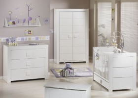 ambiance chambre bébé blanc