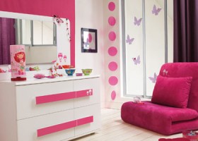 déco chambre garçon rose