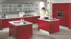 idée déco cuisine gris et rouge